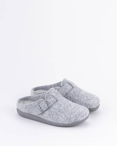 Zapatillas de estar por casa niños niñas y mujeres. Fabricada en España muy cómodas y calentitas de la marca Zapy.